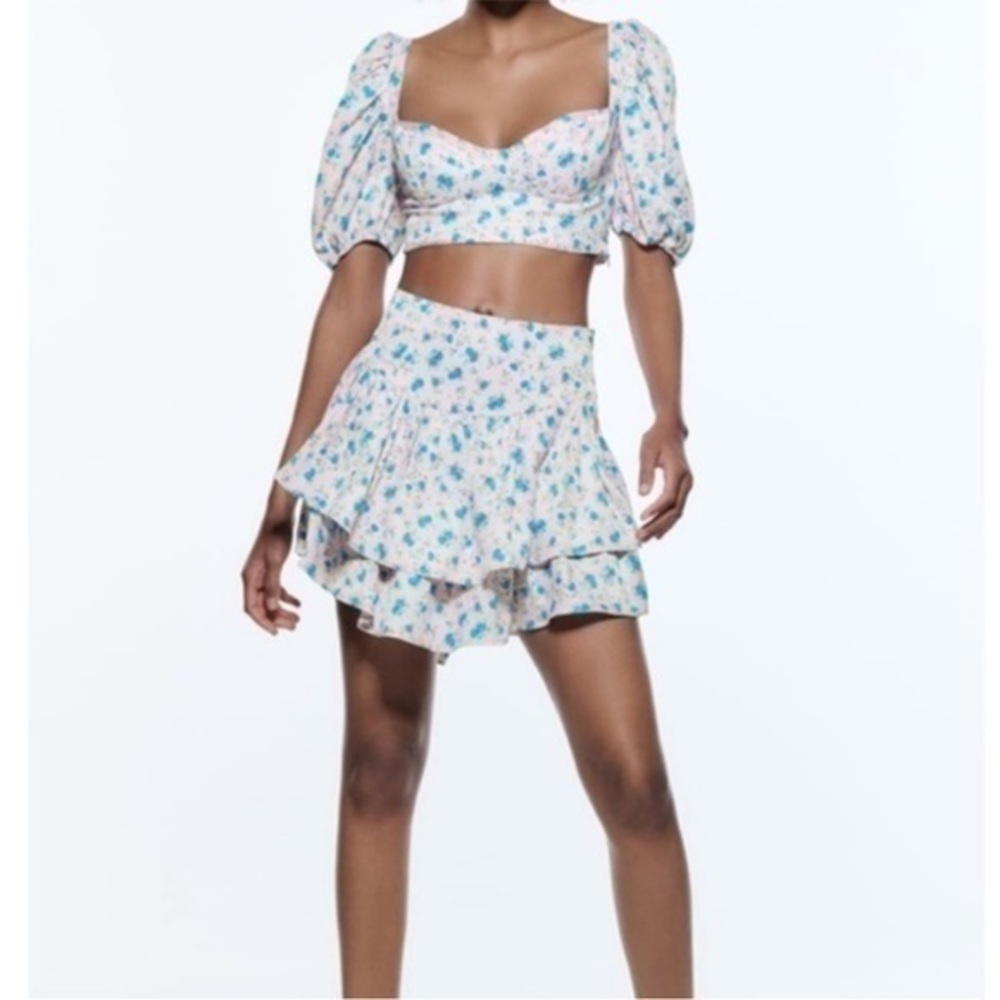 New Zara | Blue & Purple Short Puff Sleeves Cropped Floral Print Top Size Large